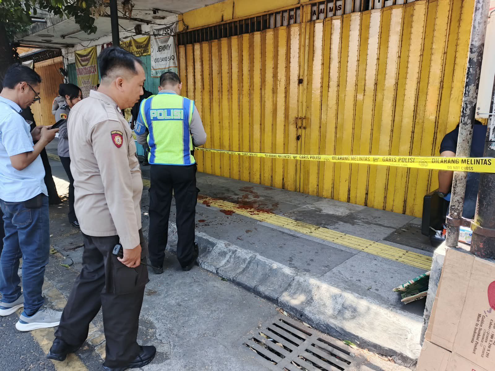 Toko Emas Murni di Pusat Kota Jember Dirampok pada Pagi Hari, Terduga Pelaku Diburu
