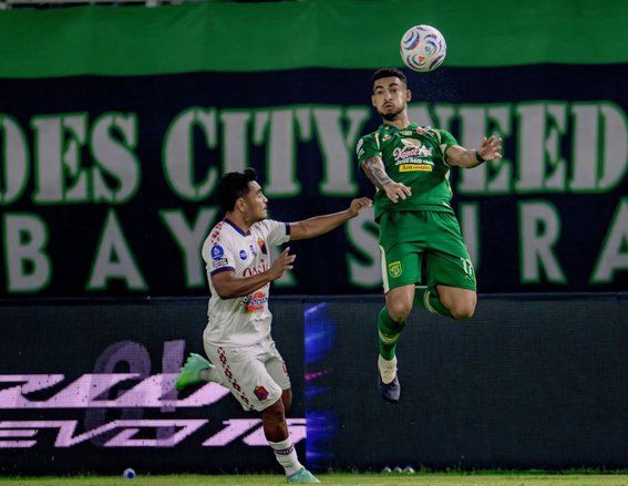 Gol Risto Mitrevski Menit 90+2 Selamatkan Persebaya dari Kekalahan atas Persijap