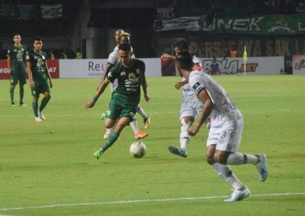 Persebaya Fokus Benahi Lini Depan