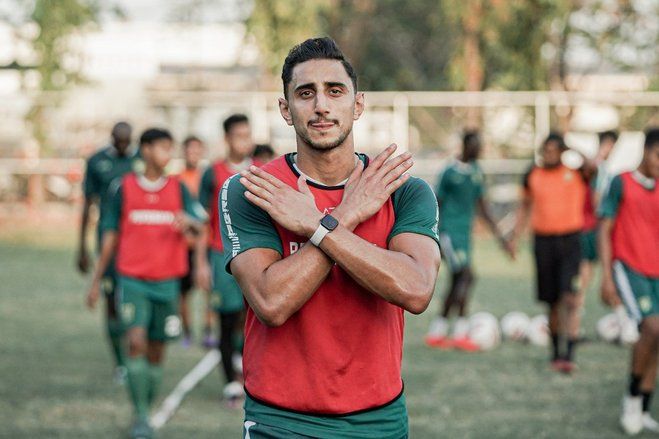 Kompetisi Tak Jelas, Mahmoud Eid Mundur dari Persebaya