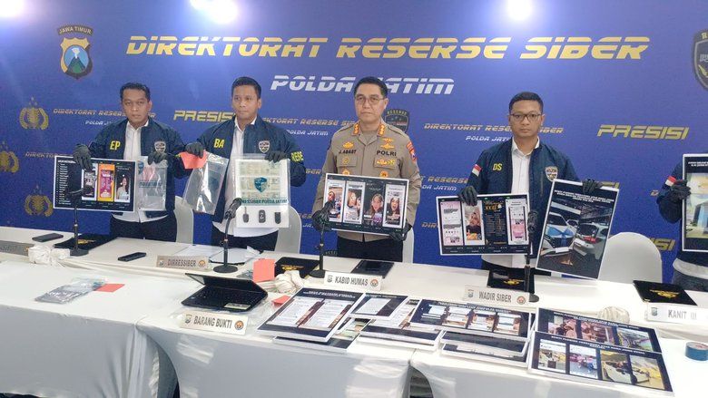 Mangkir Pemeriksaan, Selebgram Dilan Janiyar Ramadhani dan Ratu Felisha Minta Polisi Jadwal Ulang
