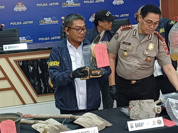 Polda Jatim Terapkan Pasal Pembunuhan Berencana dalam Kasus Dini dan Anak Balita di Madiun