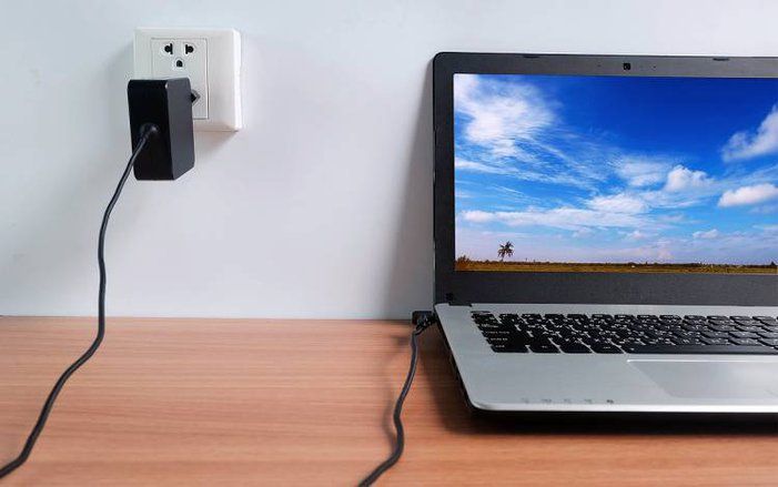 Tips Merawat Baterai Laptop agar Tetap Awet