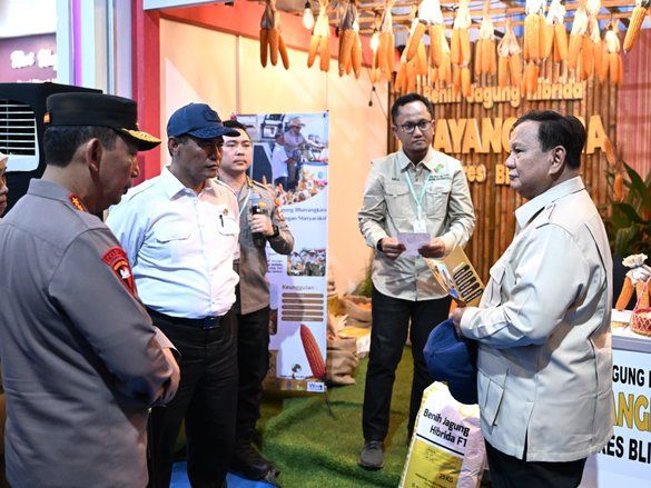 Prabowo Luncurkan 166 SPPG Polri di Tuban untuk Dukung Program Makan Bergizi Gratis
