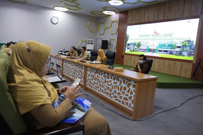DKUPP Kota Probolinggo Gelar Rapat Evaluasi RPIK