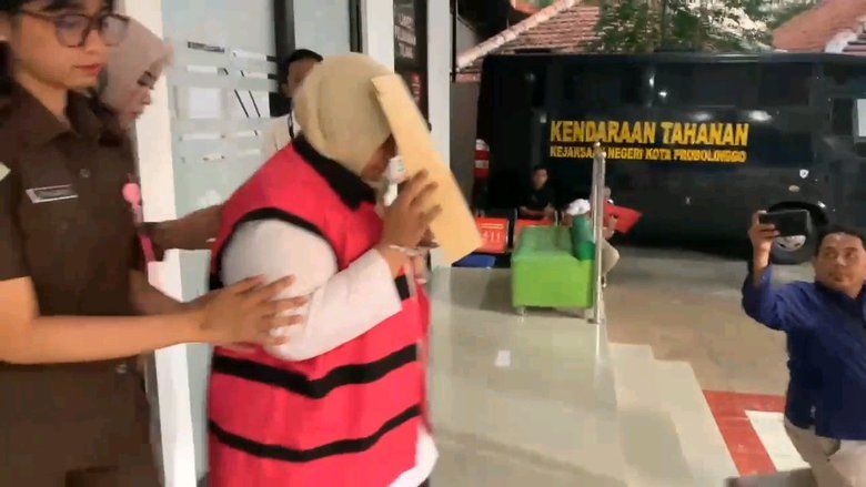 Dugaan Korupsi Lampu Hias DLH Kota Probolinggo Rugikan Negara Rp306 Juta