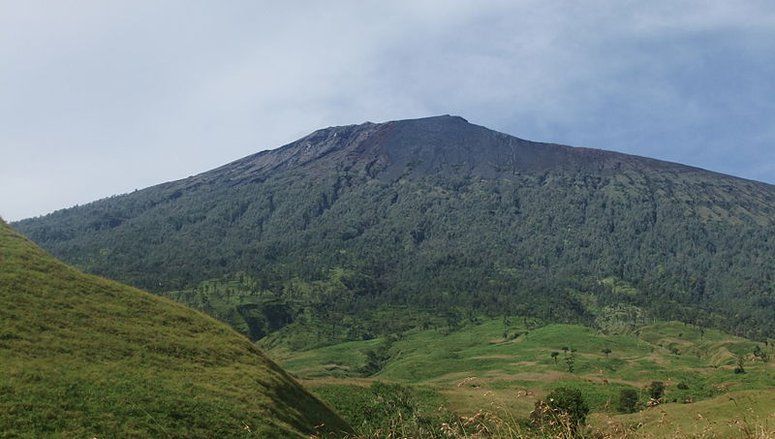 Kisah Rinjani dan Suku Sasak