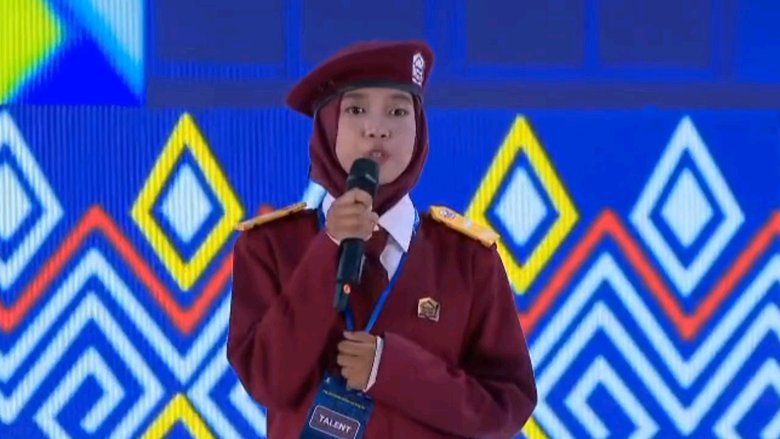 ‎Dari Anime ke Panggung Nasional, Risky Aulia Anak Buruh Cuci Probolinggo Pidato Bahasa Jepang di Depan Presiden