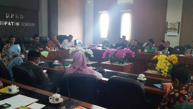 30 Advokat Dampingi DPRD Jember Hadapi Gugatan Citizen Law Suit Dari Warga Desa
