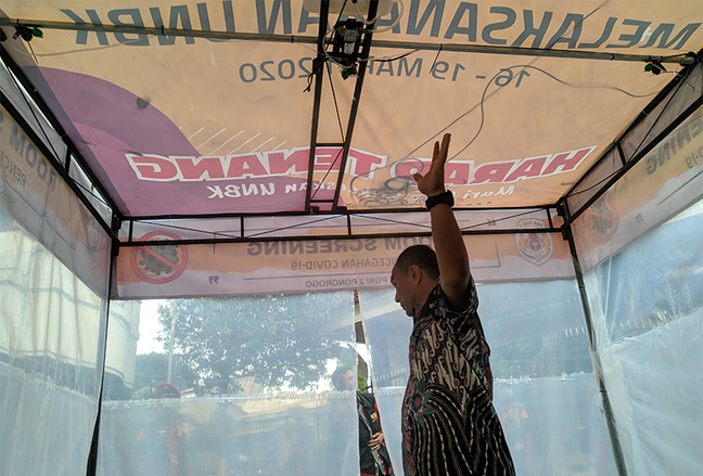 Tangkal COVID-19 Guru SMK di Ponorogo Buat <em>Screening Room</em>