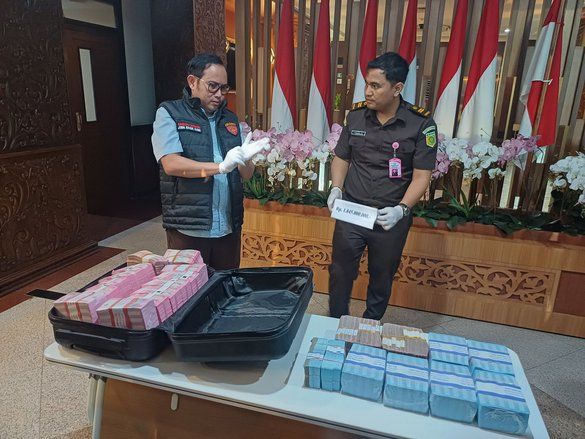 Pungli Perizinan Tambang ESDM Jatim, Rp687,5 Juta Diduga Mengalir ke Eks Kadis