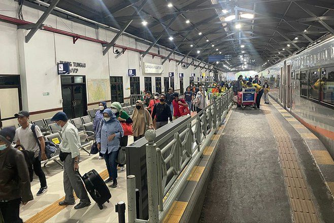 Tiket Libur Nataru di Wilayah Daop 8 Surabaya Masih Tersedia