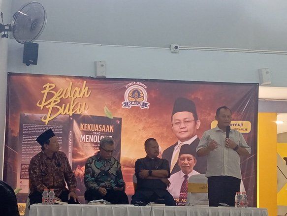 Luncurkan Buku Refleksi Berpolitik, Sarmuji Ungkap Cara Menjaga Idealisme di Tengah Realitas Politik