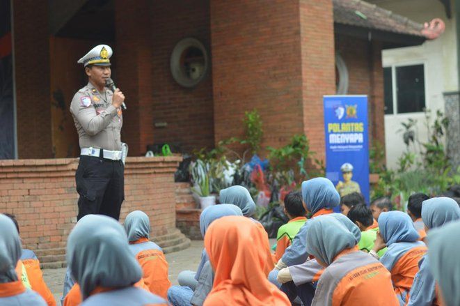 Polisi Menyapa: Cara Satlantas Polres Mojokerto Tegaskan Proses SIM Tanpa Calo