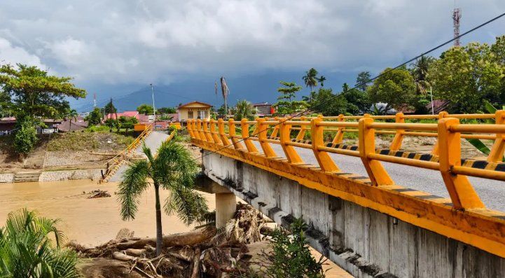 95 Orang Masih Hilang, Sumatra Barat Perpanjang Tanggap Darurat Banjir dan Longsor