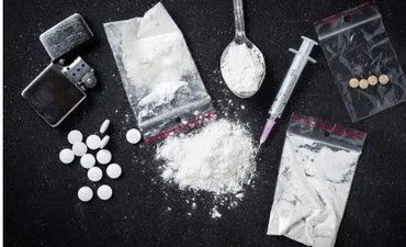 Oknum Kades di Bawean Gresik Ditangkap Polisi Saat Asyik Pesta Sabu