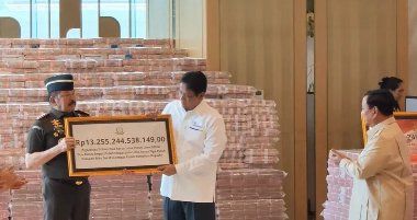 Kejagung Serahkan Uang Ganti Rugi Korupsi Ekspor CPO Rp13,255 Triliun, Siapa Lagi Dibidik?