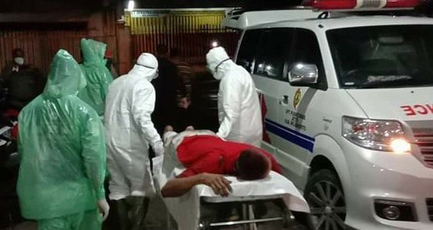 Heboh Penghuni Hotel Dievakuasi Satgas Covid-19 dengan APD Lengkap