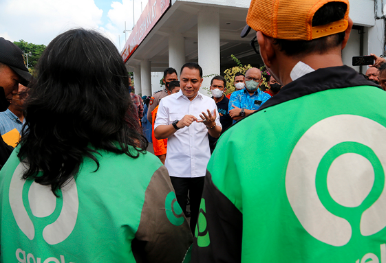 DPRD Jatim Apresiasi Khofifah Bebaskan Pajak Mikrolet dan Ojek Online