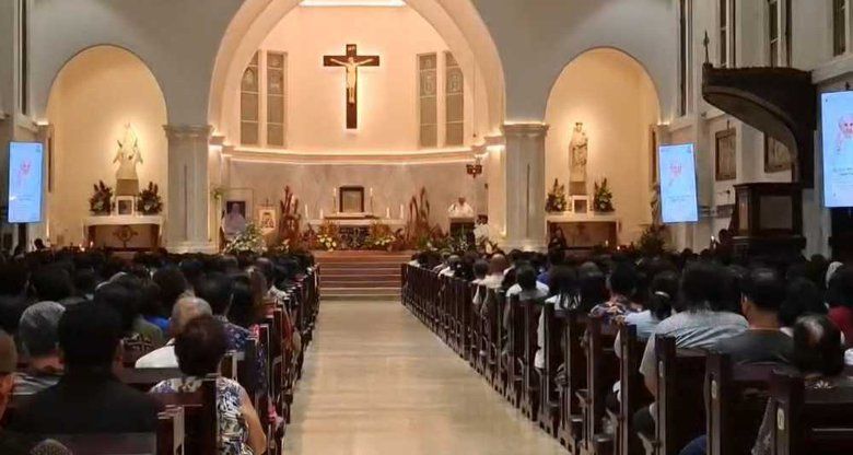 Jemaat HKY Katedral Surabaya Apresiasi Kepemimpinan Paus Fransiskus