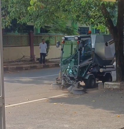 Kendaraan Penyapu Jalan Rp1,1 Miliar Dikritik, Ini Tanggapan Kepala DLHP Tuban