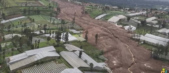 Longsor di Bandung Barat Diduga Akibat Kerusakan Ekologis