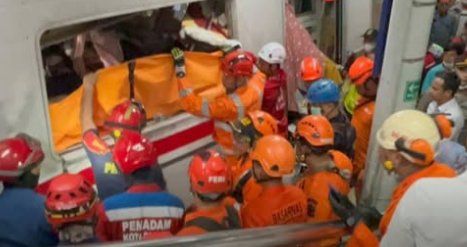 RS Polri Identifikasi 10 Korban Tewas Kecelakaan Kereta di Stasiun Bekasi Timur