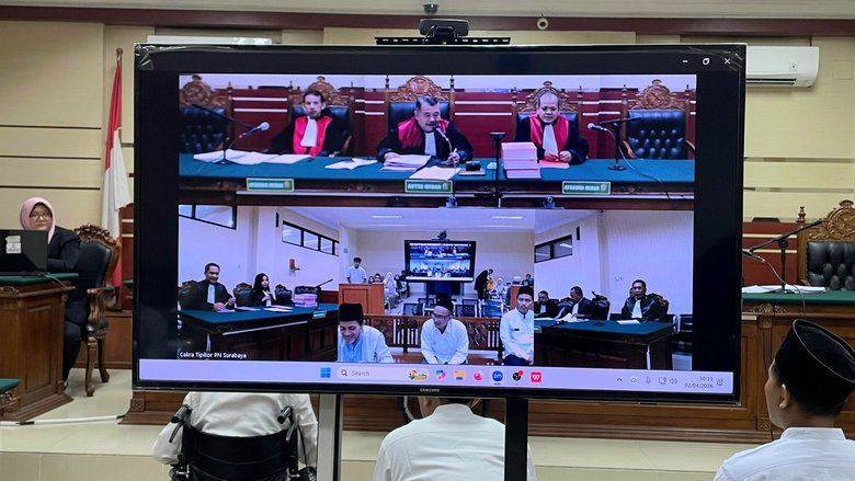 Sidang Perdana Korupsi Dana Hibah Ponpes di Gresik, Tiga Orang Didakwa