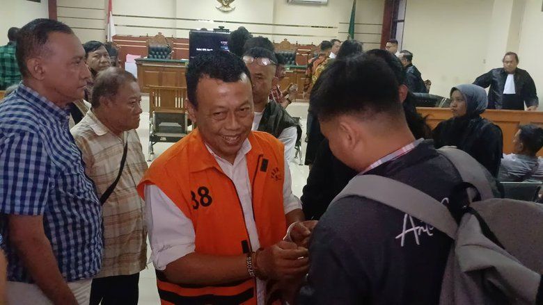 Bupati Ponorogo Nonaktif Sugiri Sancoko Dituntut 7 Tahun Penjara