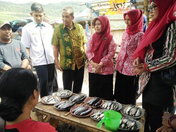 Korban Keracunan Ikan Bakar di Jember Capai 250 Orang