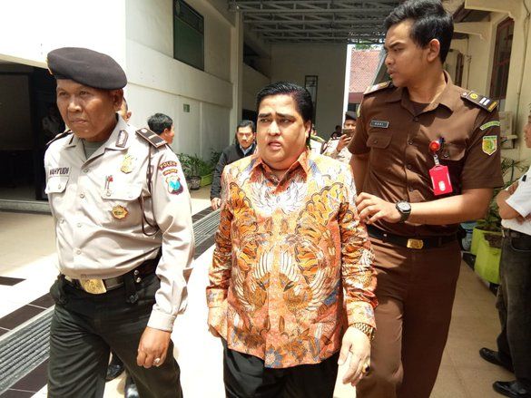 Taat Pribadi Divonis Nihil oleh Hakim PN Surabaya