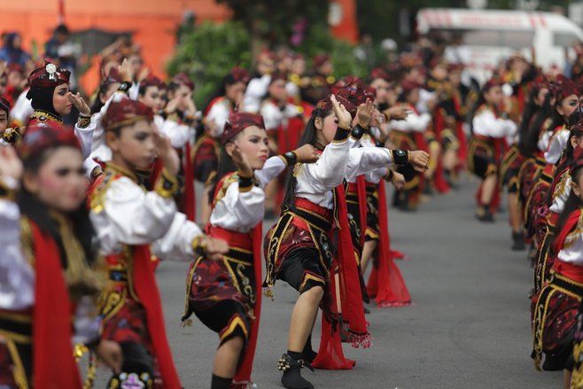Akhir Tahun, Surabaya Sukses Pecahkan Rekor MURI di Kategori Superlatif “Tari Remo Massal”