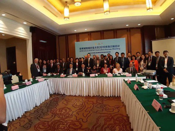 Pada Forum Walikota se-Asia, Risma Bocorkan Kisah Warganya