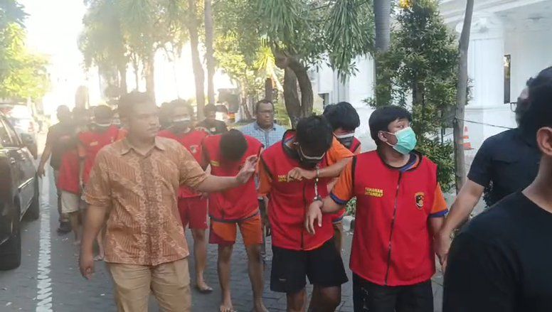 Polda Jatim Bekuk Dalang Pembakaran Gedung Grahadi