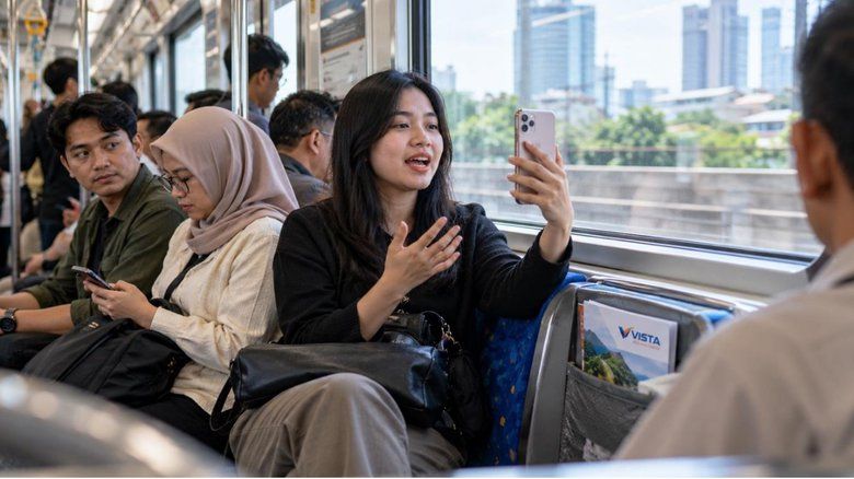 Etika Video Call di Tempat Umum agar Tetap Nyaman