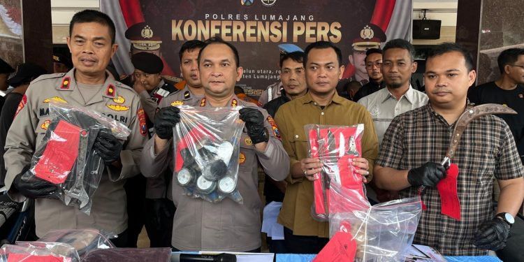 Polres Lumajang Tangkap Dua Pencuri 91 Unit Meteran Air Perumdam Tirta Mahameru