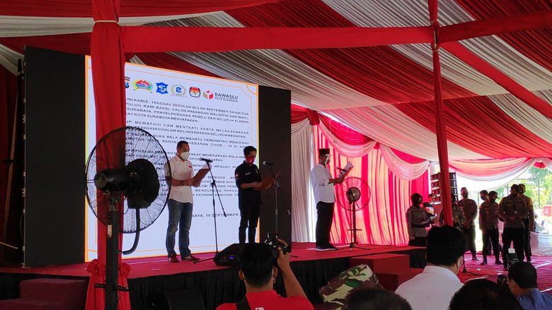 Gerakan Deklarasi Kampanye Bermasker, Eri Cahyadi Hadir, Machfud Arifin Absen