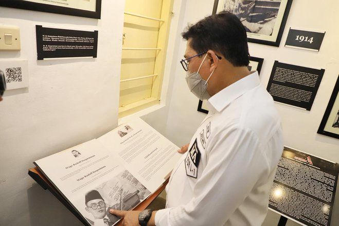 Sumpah Pemuda, Cawali Machfud Arifin Napak Tilas Kediaman WR Soepratman