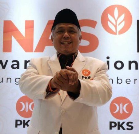 Khofifah, Alumnus FISIP Unair Pertama yang jadi Gubernur Jatim