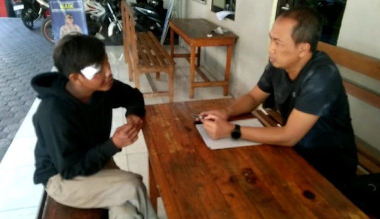 Tiga Remaja Dikeroyok Pemuda Tak Dikenal dengan Menggunakan Pedang