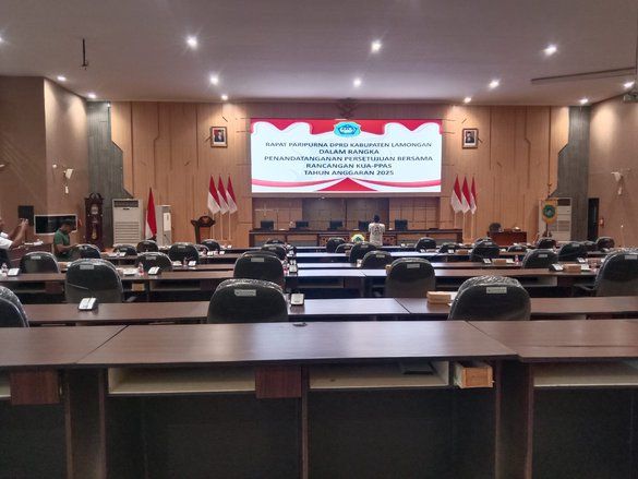 Dihadiri 20 Orang dan Tak Kuorum, Rapat Paripurna DPRD Lamongan Dibatalkan