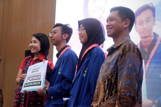 Timses Aities ITS Surabaya Juara 1 WasteTrack Mobile Apps Competition 2025