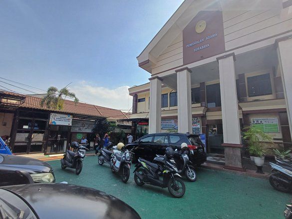 Pinjol dan Paylater Turut Picu Perceraian di Surabaya