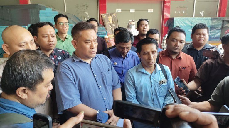 Pengacara Dilaporkan Anggota DPRD Saat Bela Klien, 25 Advokat Datangi Polres Jember