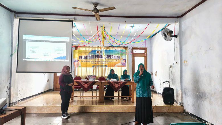 Lewat Workshop, PKK Desa Wringinrejo Asah Public Speaking Kader dan Pengurus