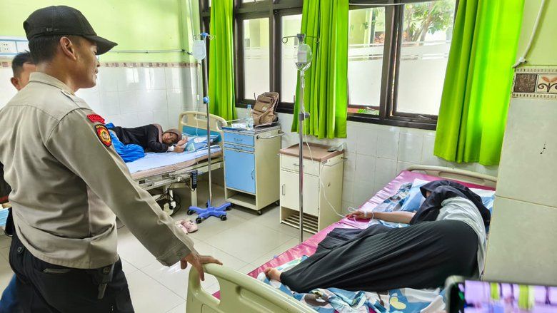 Diduga Keracunan MBG, Belasan Santri Ponpes di Mojokerto Dirawat Puskesmas