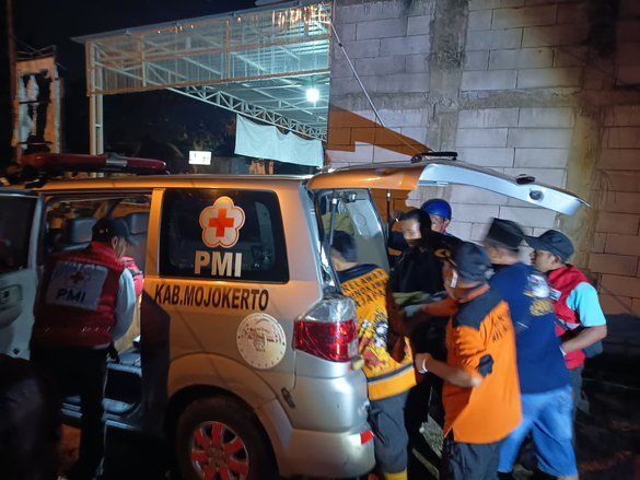 Diduga Bunuh Diri, Pemuda di Jatirejo Mojokerto Membusuk di Dalam Rumah