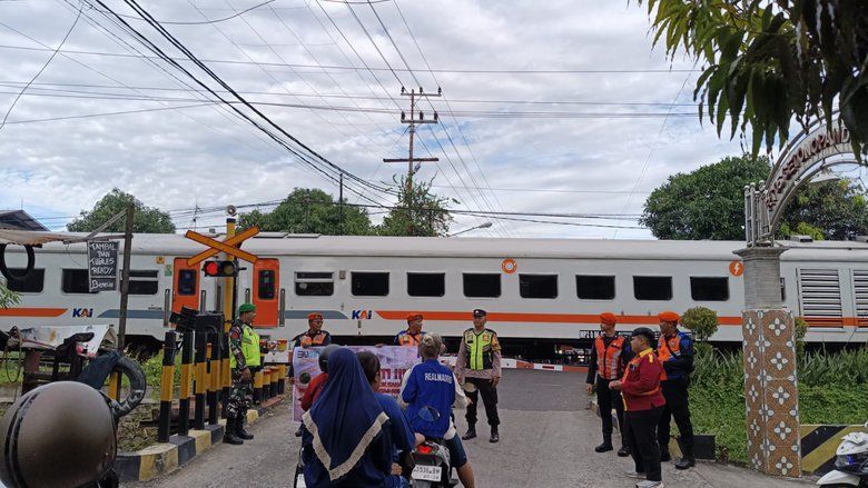 Dua Kecelakaan Terjadi di Jalur Kereta Wilayah KAI Daop Madiun dalam Sehari