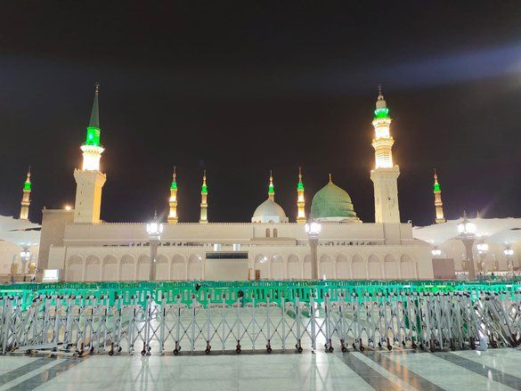 Tips Beribadah di Masjid Nabawi