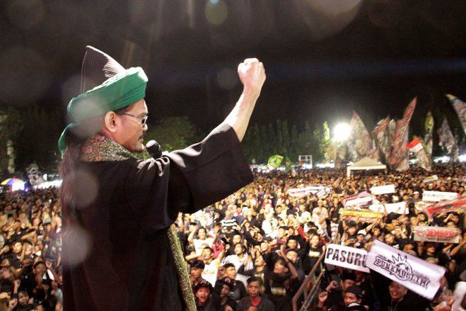 Ribuan Orang Jemaah "Mafia Sholawat" Doakan Ganjar-Mahfud